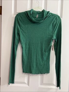 Free People HERITAGE Green Long-Sleeve Cowl Neck Top with hood NWT